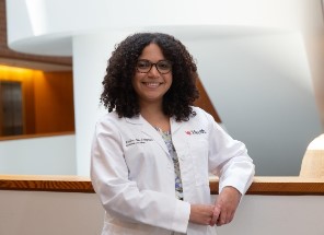 Photo of  Amber Amparo