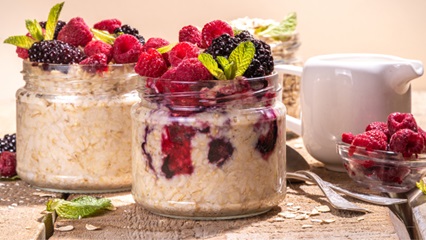 Berry Blast Steel Cut Oats
