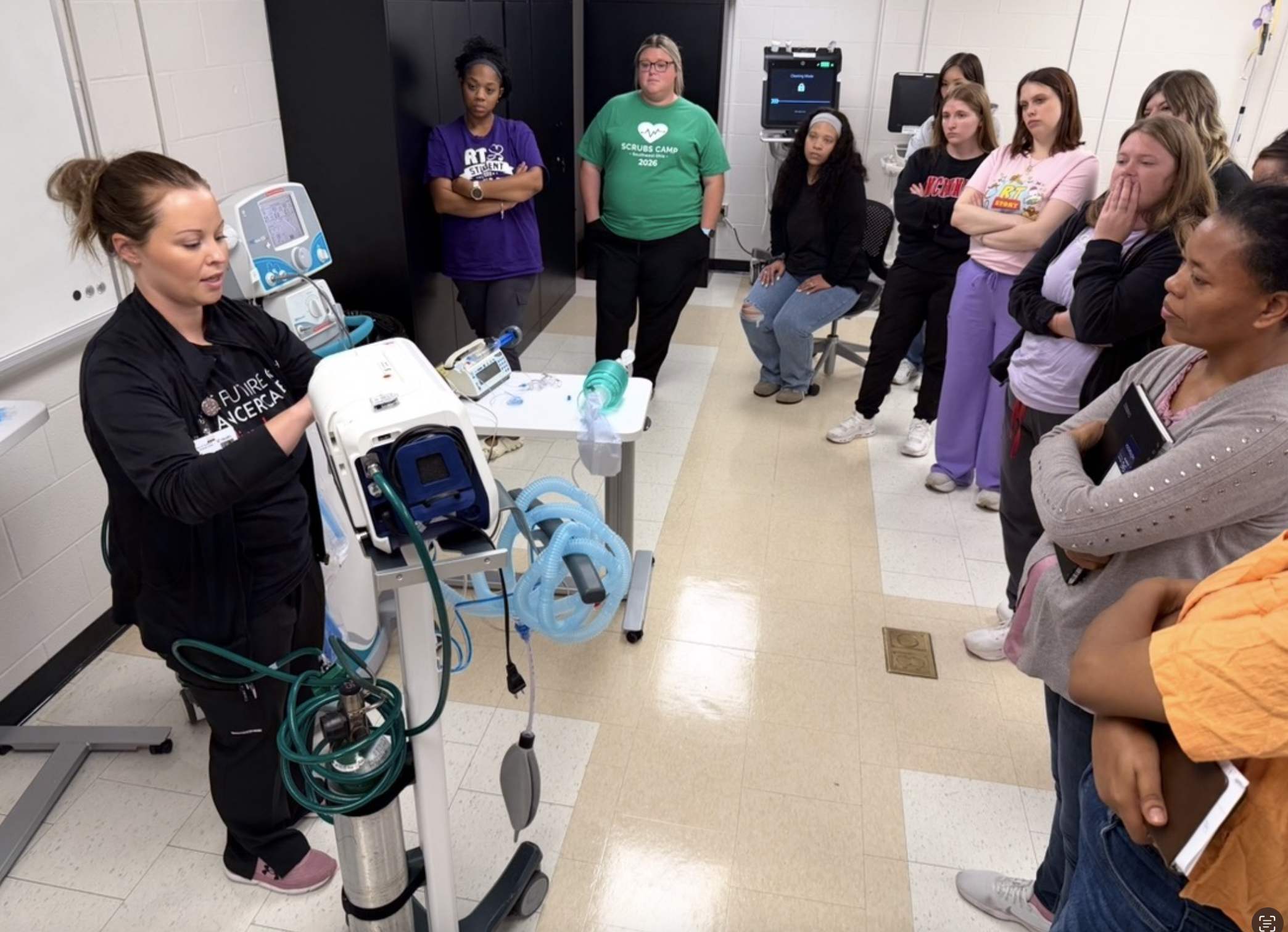 Residents Practicing Procedures in the Simulation Lab