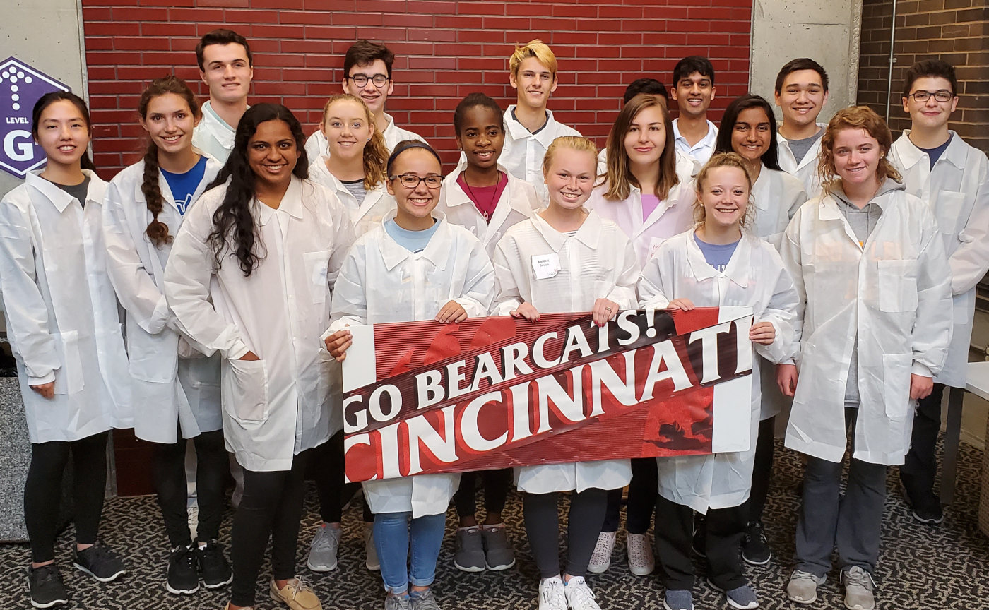 go-bearcats Future Med Students holding banner